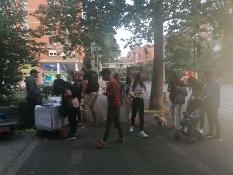 Prikupljanje potpisa za peticiju na Zvezdari