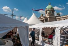 Beograd plato ispred Doma Narodne skupstine 1 maj 01