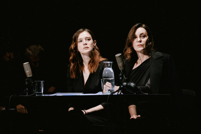 Milena Radulović i Nada Šargin u predstavi Proces Peliko; Foto_Nata Korenovskaia