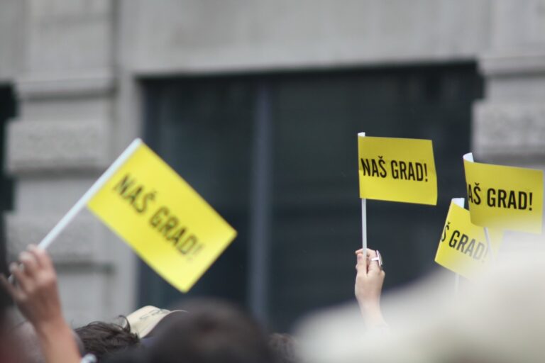 naš grad protest