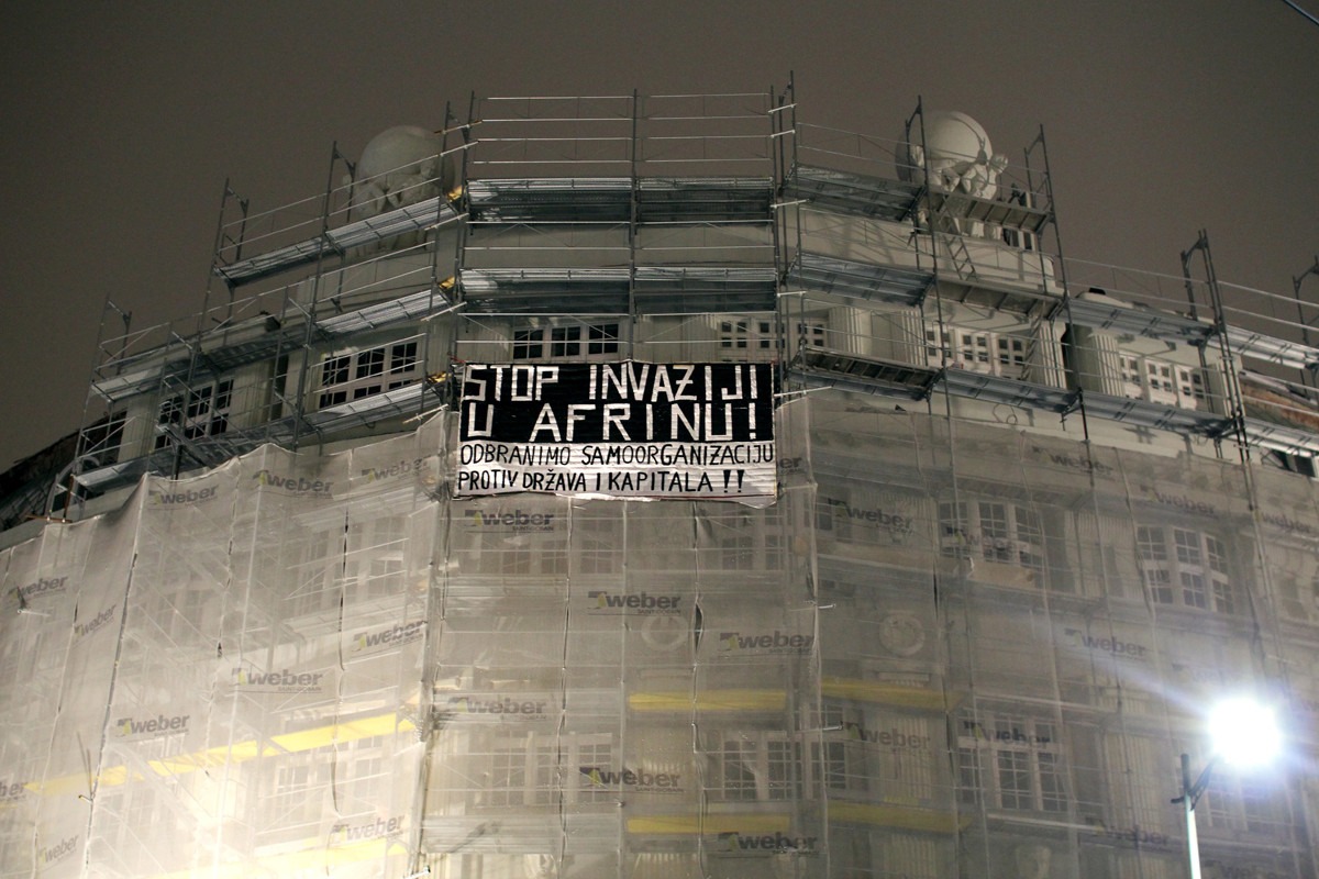 Transparent na beogradskom Trgu Republike