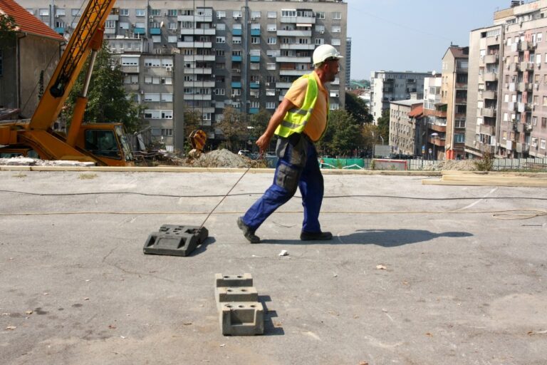 radnik na gradilištu