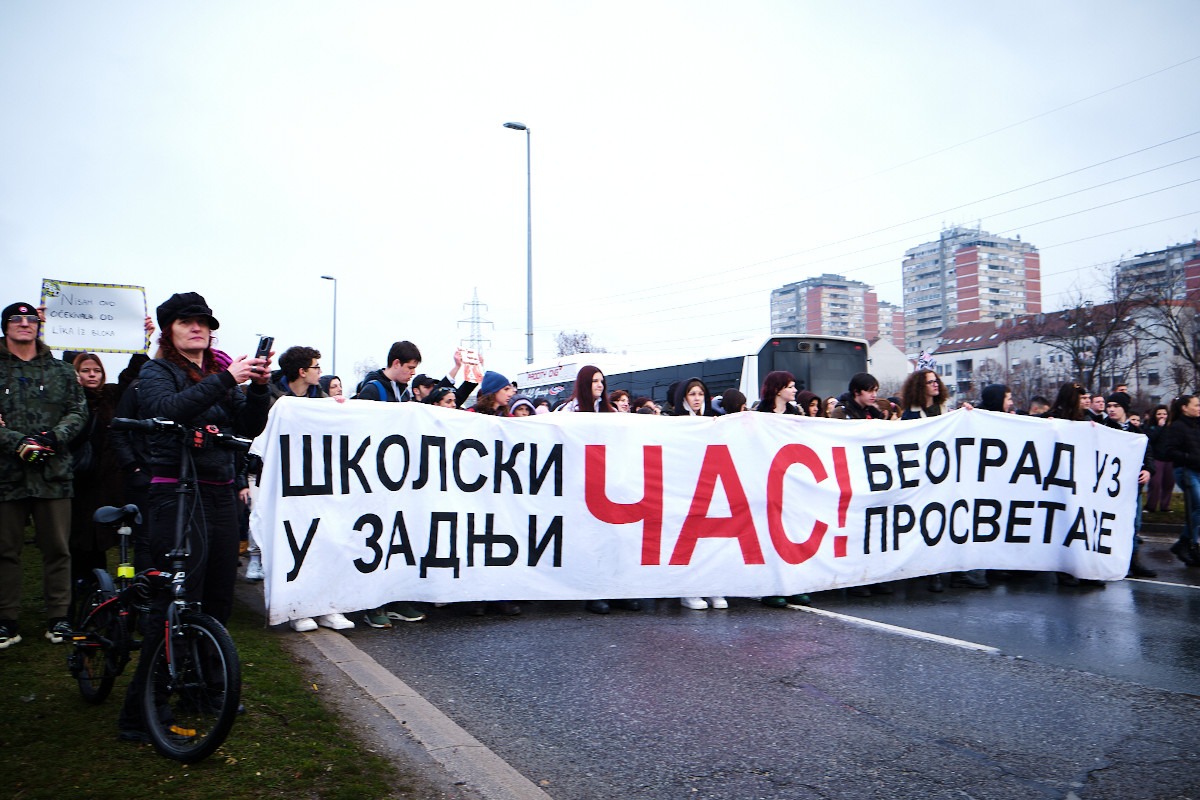 srednjoškolski protest u beogradu