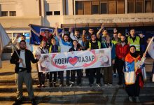 Studenti koji šetaju iz Novog Pazara