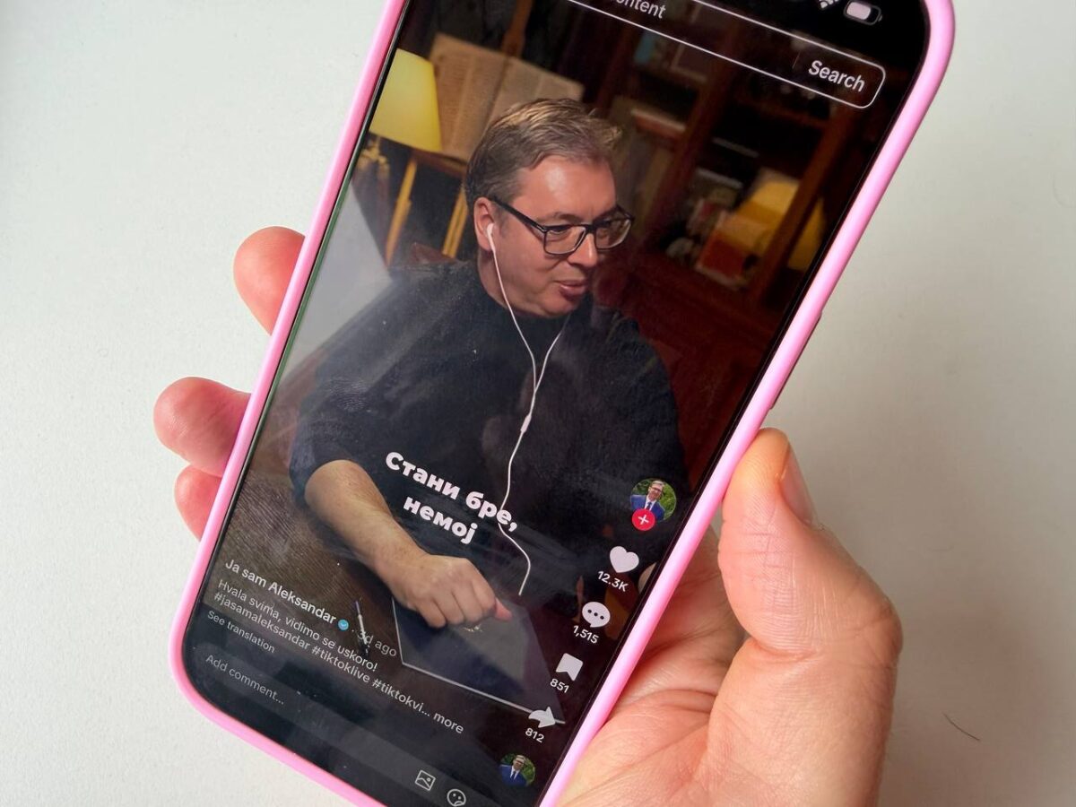 Lajv Aleksandra Vučiča na Tiktoku