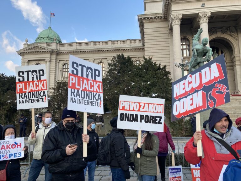 Protest Udruženja radnika na internetu; Foto: Andraš Juhas / Mašina