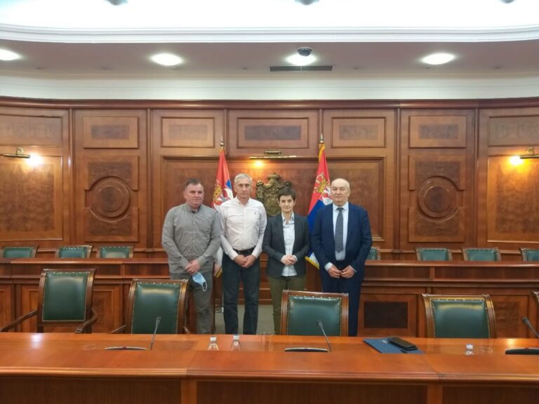 Predstavnici SSSS-a sa premijerkom Anom Brnabić