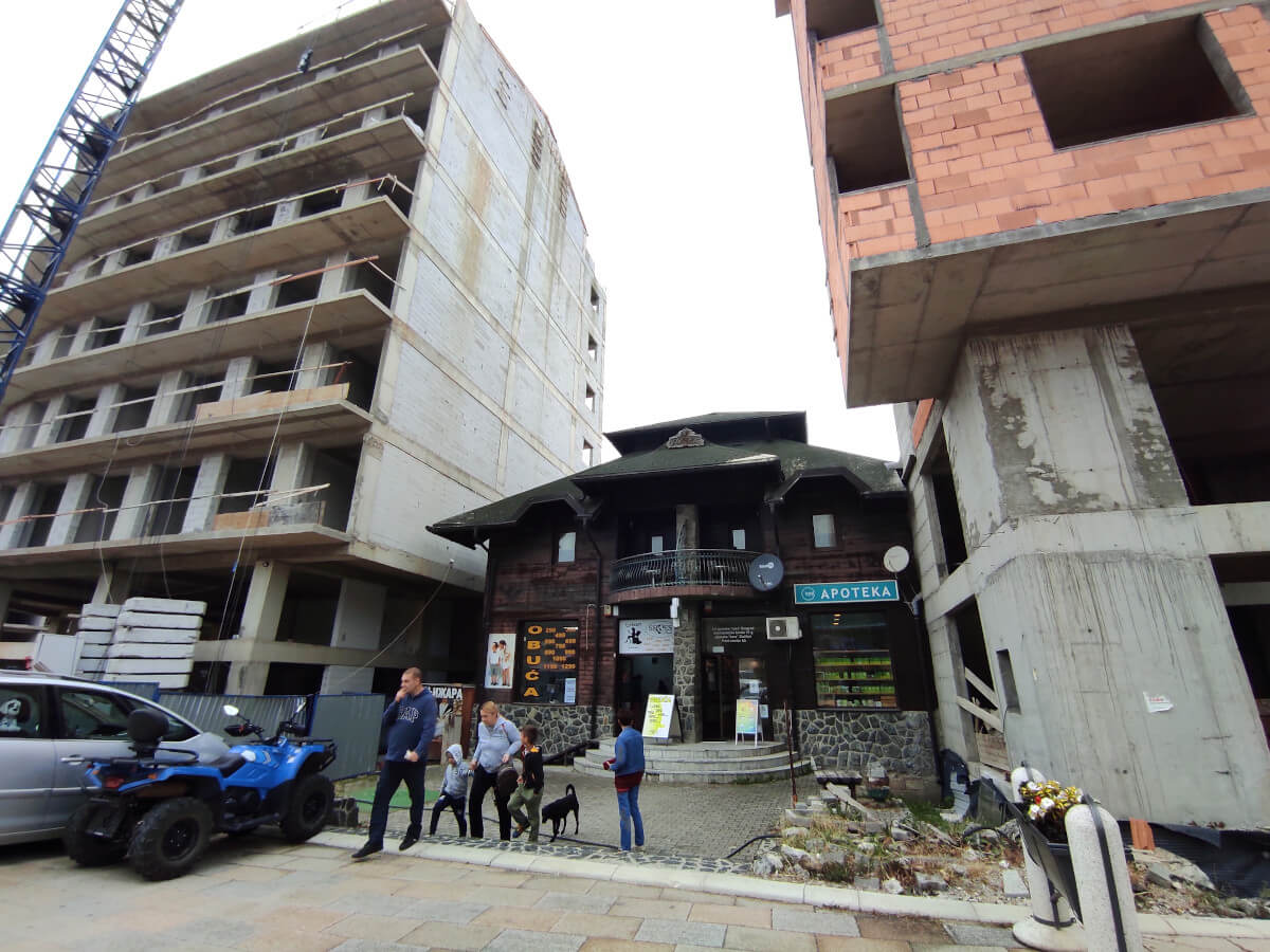 Izgradnja na Zlatiboru