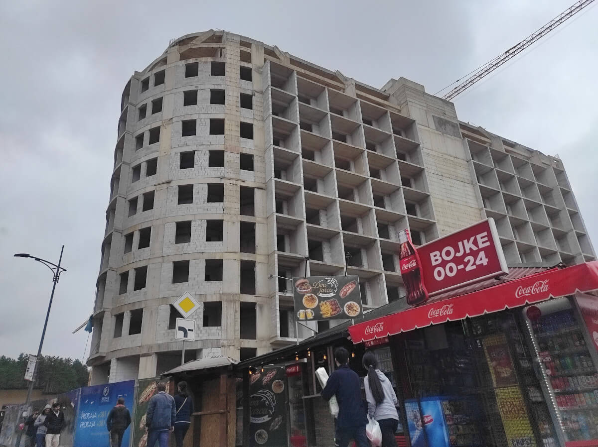 Izgradnja na Zlatiboru