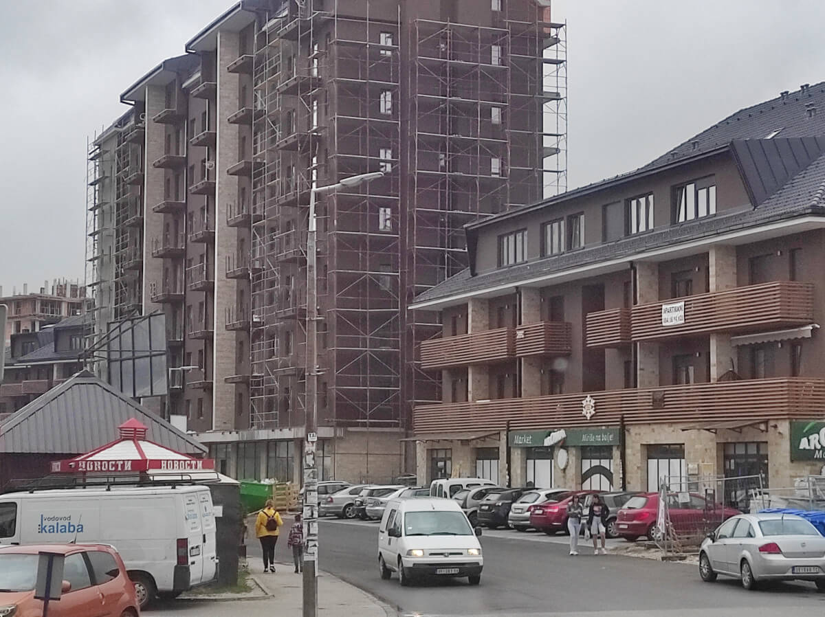 Izgradnja na Zlatiboru