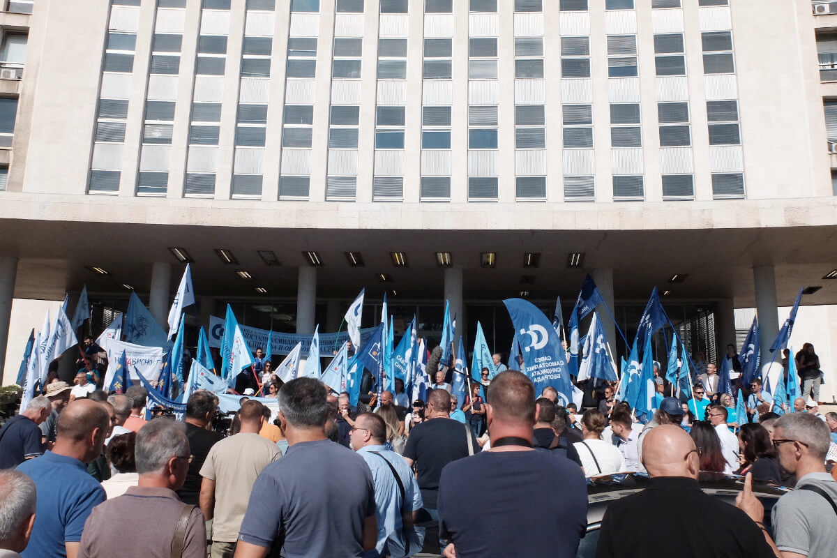 Sindikati ispre palate srbija