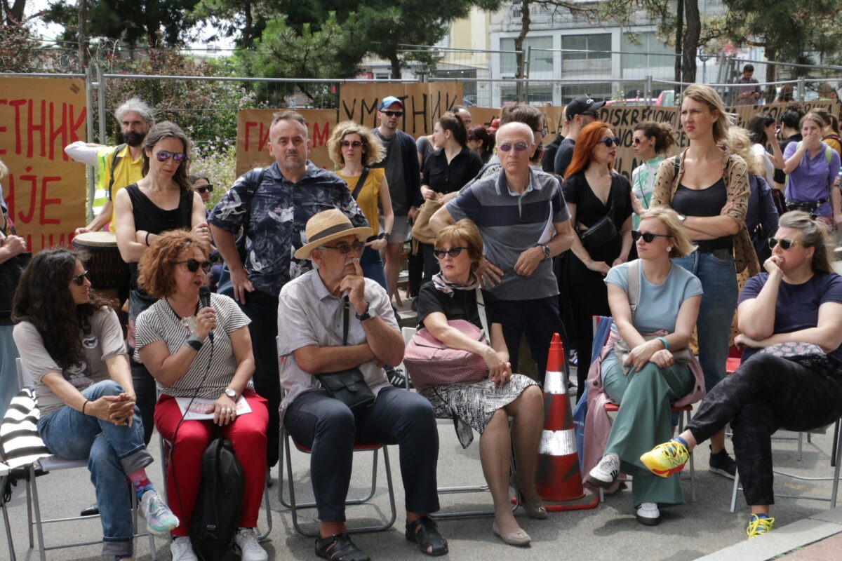 Protestni skup ispred Ministarstva kulture