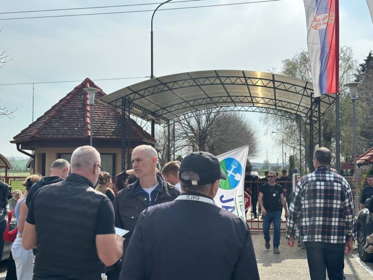 Skup podrške Kokanoviću; Foto: Mašina.